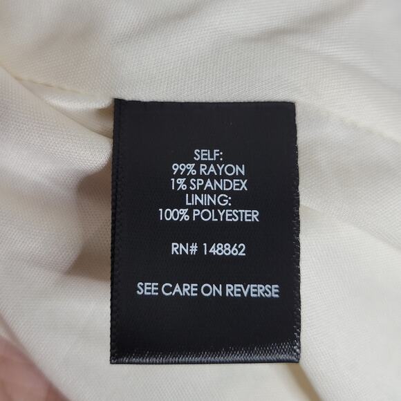 Torrid Floral Rayon Slub Button Up With Waist Detail Tank, size 3 - Picture 6 of 7